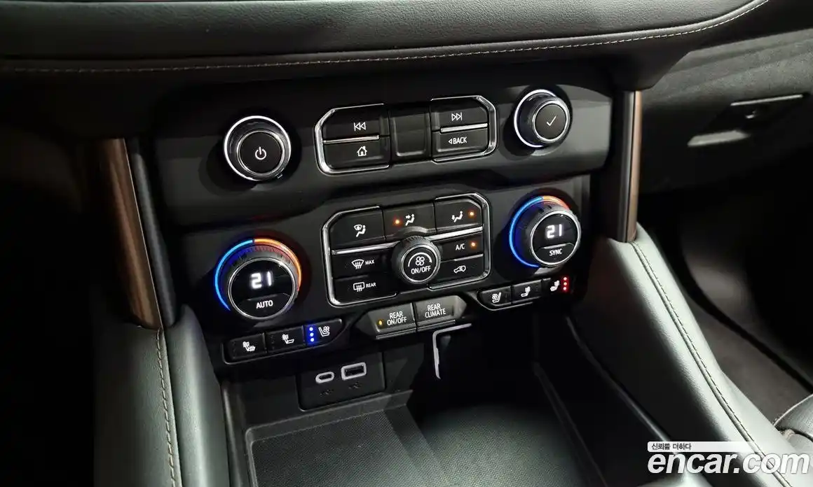 Chevrolet Tahoe 2023 6.2 Автомат в Москве № 40443, фото 16