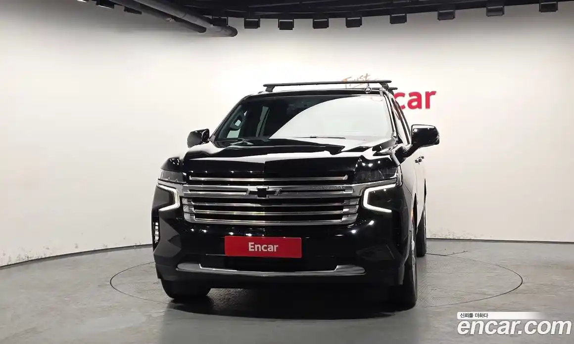 Chevrolet Tahoe 2023 6.2 Автомат в Москве № 40443, фото 3