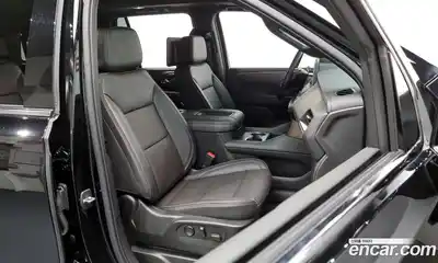 Chevrolet Tahoe 2023 6.2 Автомат в Москве № 40443, миниатюра 10