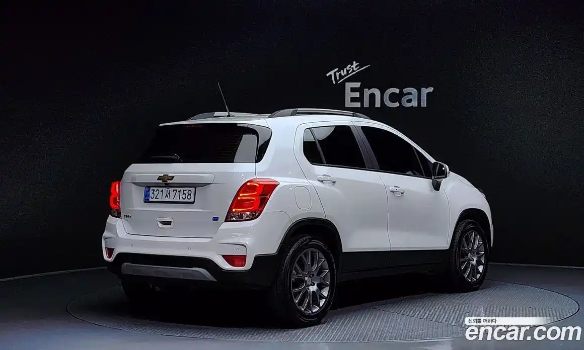 Chevrolet Trax 2021 1.6 Автомат в Москве № 40957, фото 3