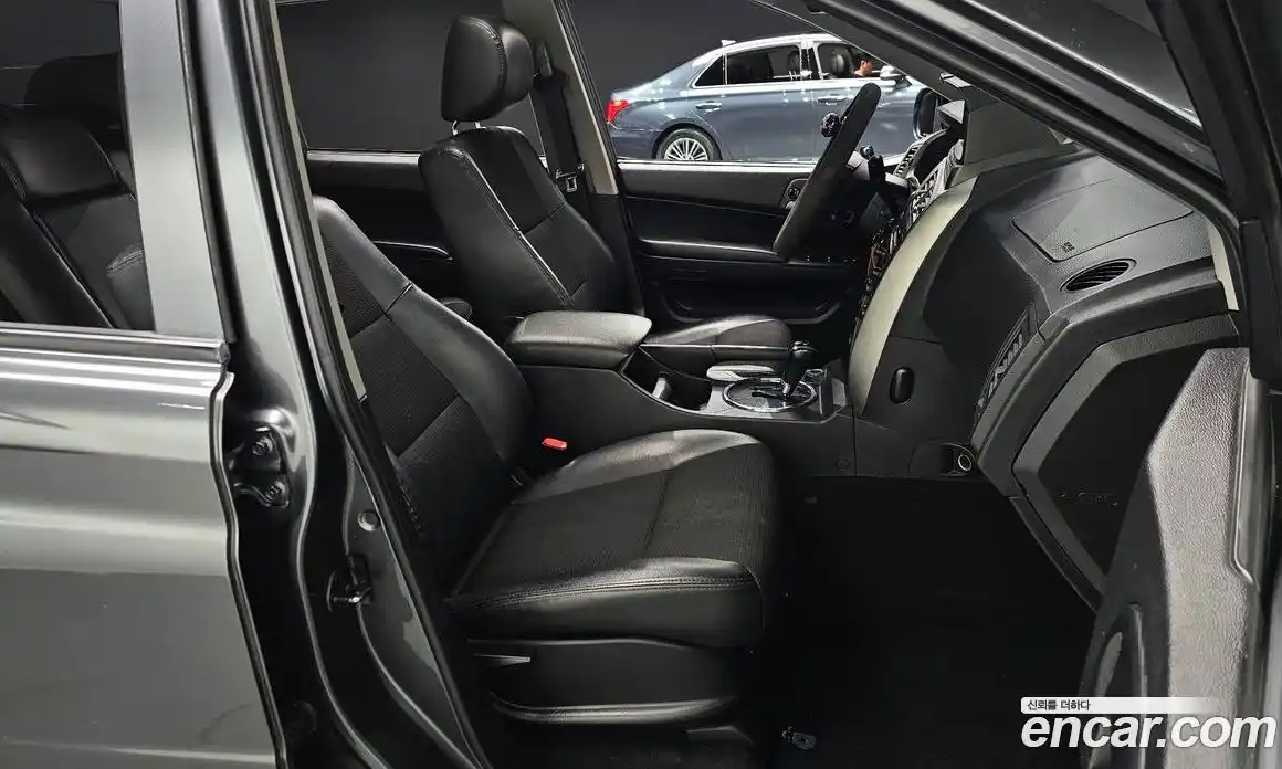 SsangYong Korando 2014 2.0 Автомат в Москве № 409714, фото 10