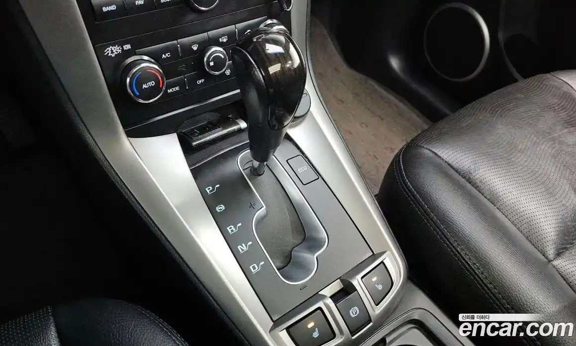 Chevrolet Captiva 2015 2.2 Автомат в Москве № 41089, фото 9