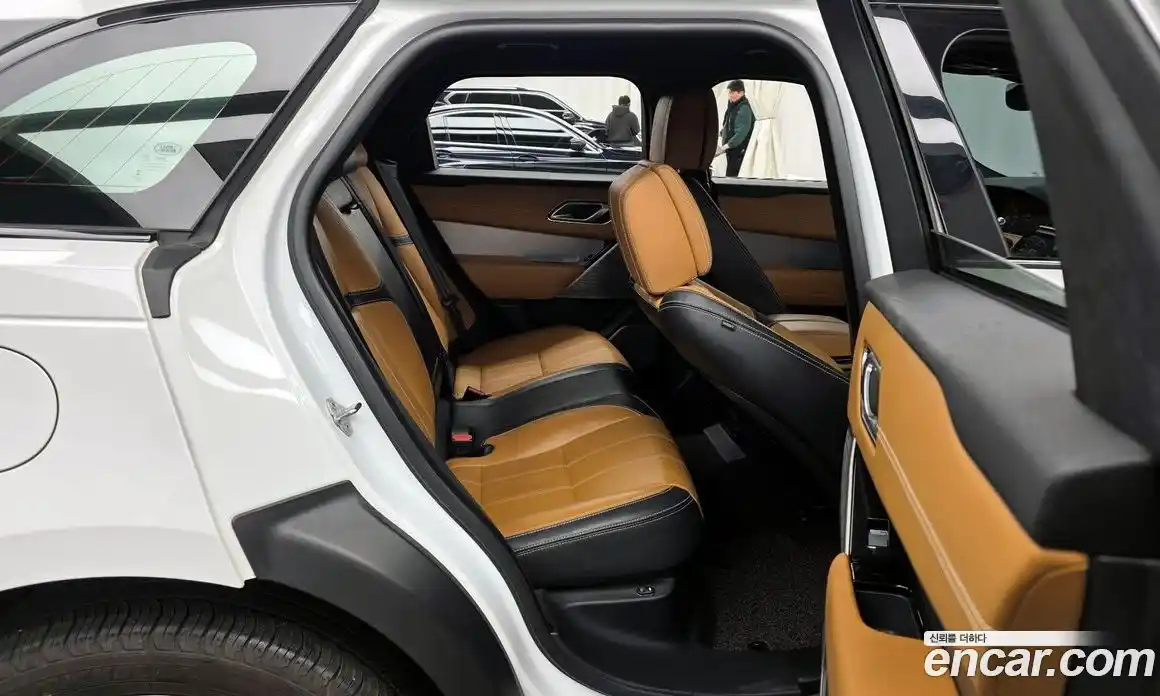 Land Rover Range-Rover Velar 2021 3.0 Автомат в Москве № 416266, фото 12