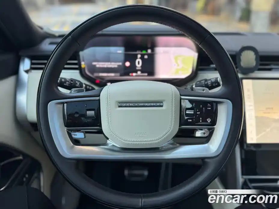 Land Rover Range-Rover 2024 4.4 Автомат в Москве № 416464, фото 13