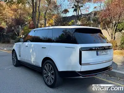 Land Rover Range-Rover 2024 4.4 Автомат в Москве № 416464, миниатюра 4