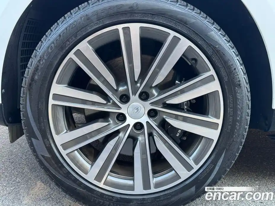 Land Rover Range-Rover 2024 4.4 Автомат в Москве № 416464, фото 5