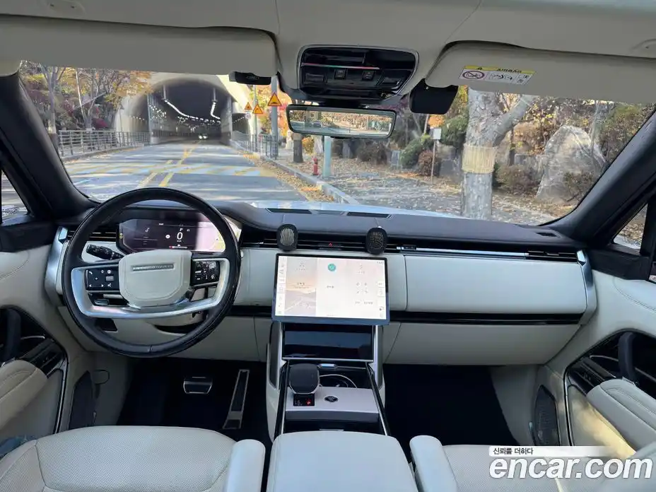 Land Rover Range-Rover 2024 4.4 Автомат в Москве № 416464, фото 7