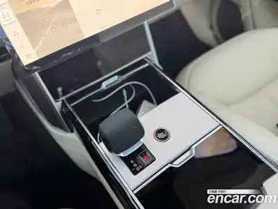 Land Rover Range-Rover 2024 4.4 Автомат в Москве № 416464, миниатюра 9