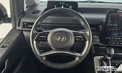 Hyundai Staria, 2023