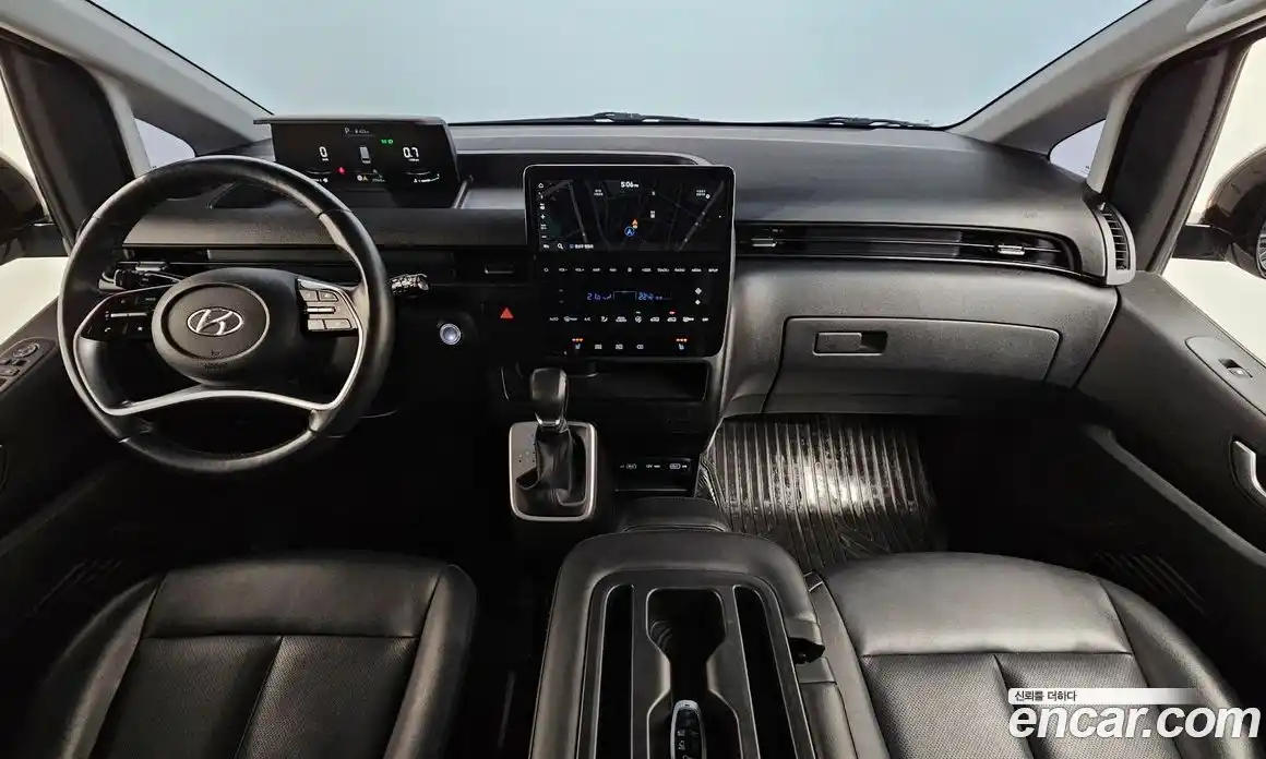 Hyundai Staria 2023 2.2 Автомат в Москве № 44114, фото 11