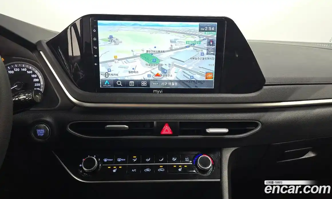 Hyundai Sonata 2021 2.0 Автомат в Москве № 44447, фото 9