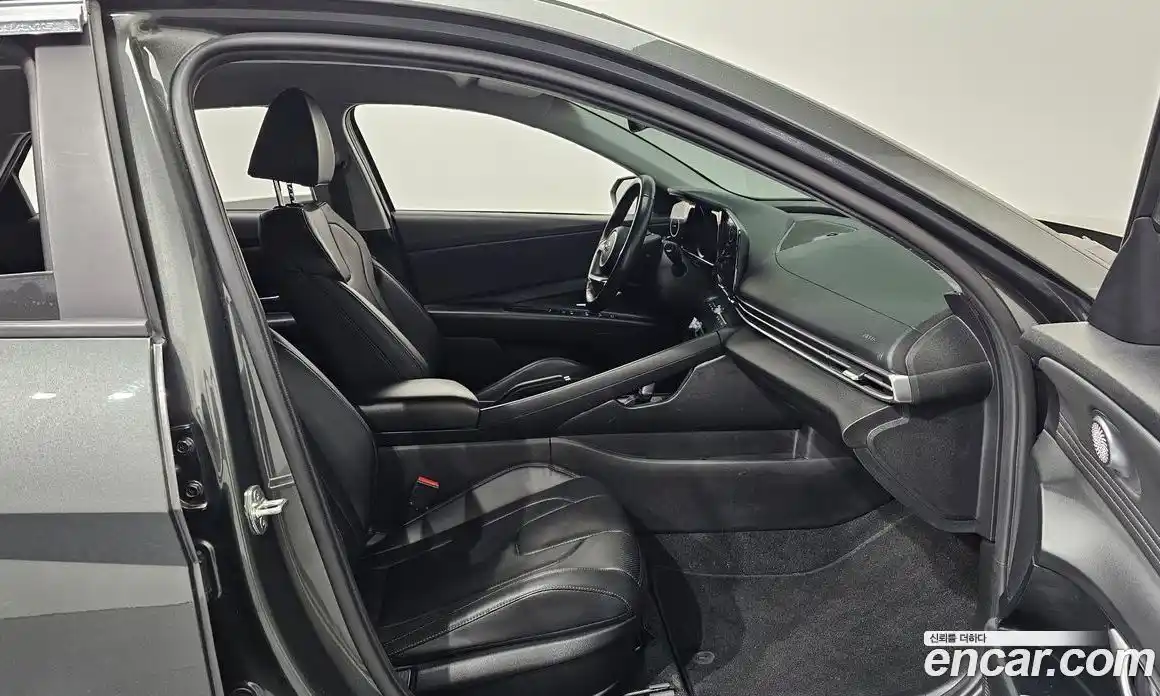 Hyundai Avante 2021 1.6 Автомат в Москве № 46289, фото 15