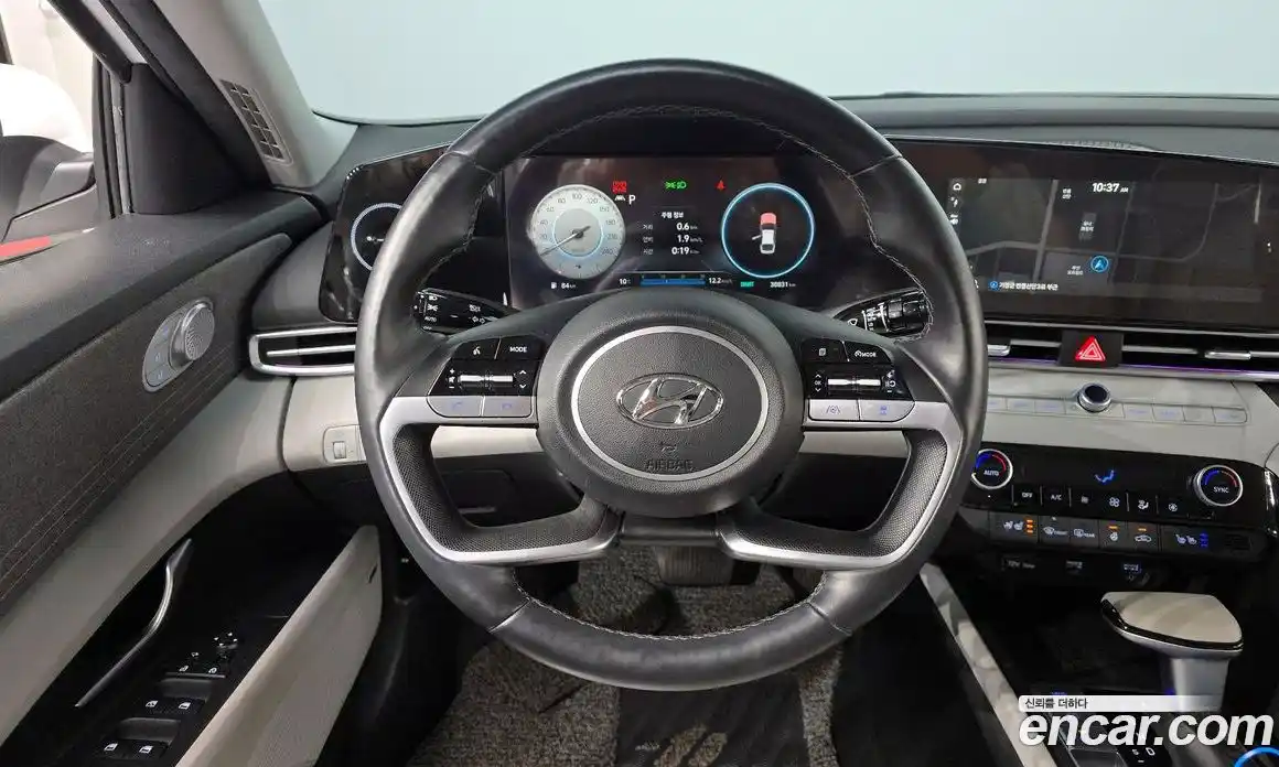 Hyundai Avante 2023 1.6 Автомат в Москве № 47376, фото 13