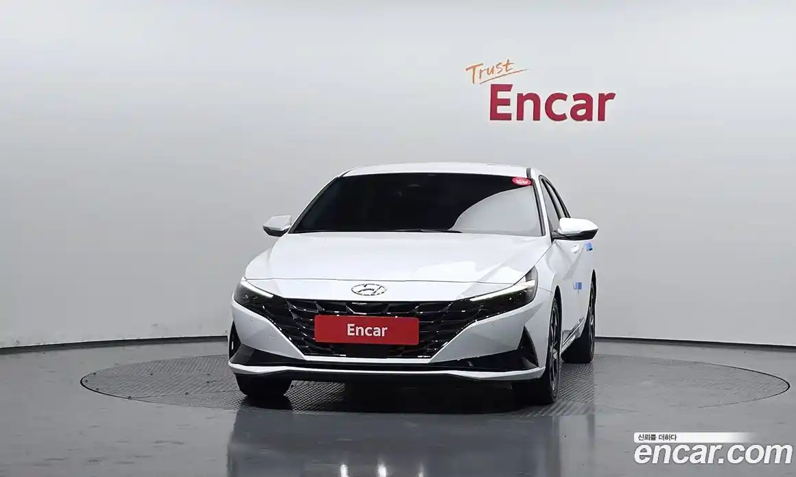 Hyundai Avante 2023 1.6 Автомат в Москве № 47376, фото 3