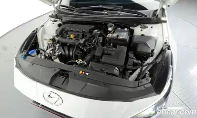 Hyundai Avante 2023 1.6 Автомат в Москве № 47376, миниатюра 6