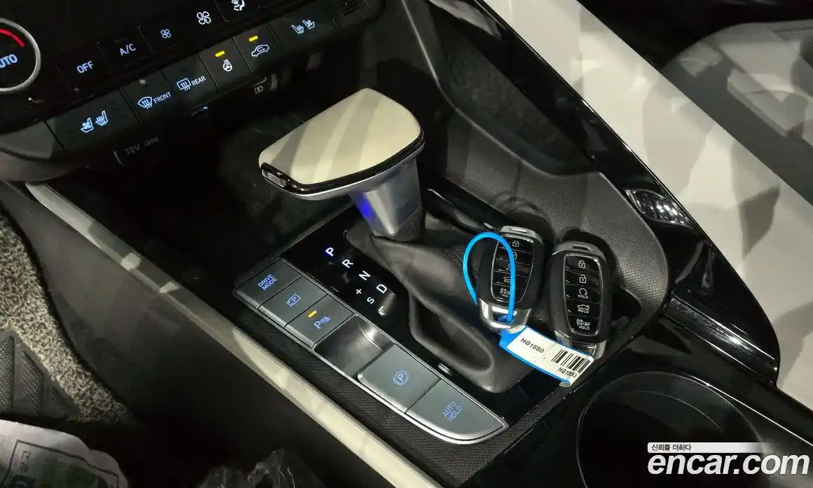 Hyundai Avante 2023 1.6 Автомат в Москве № 47376, фото 9