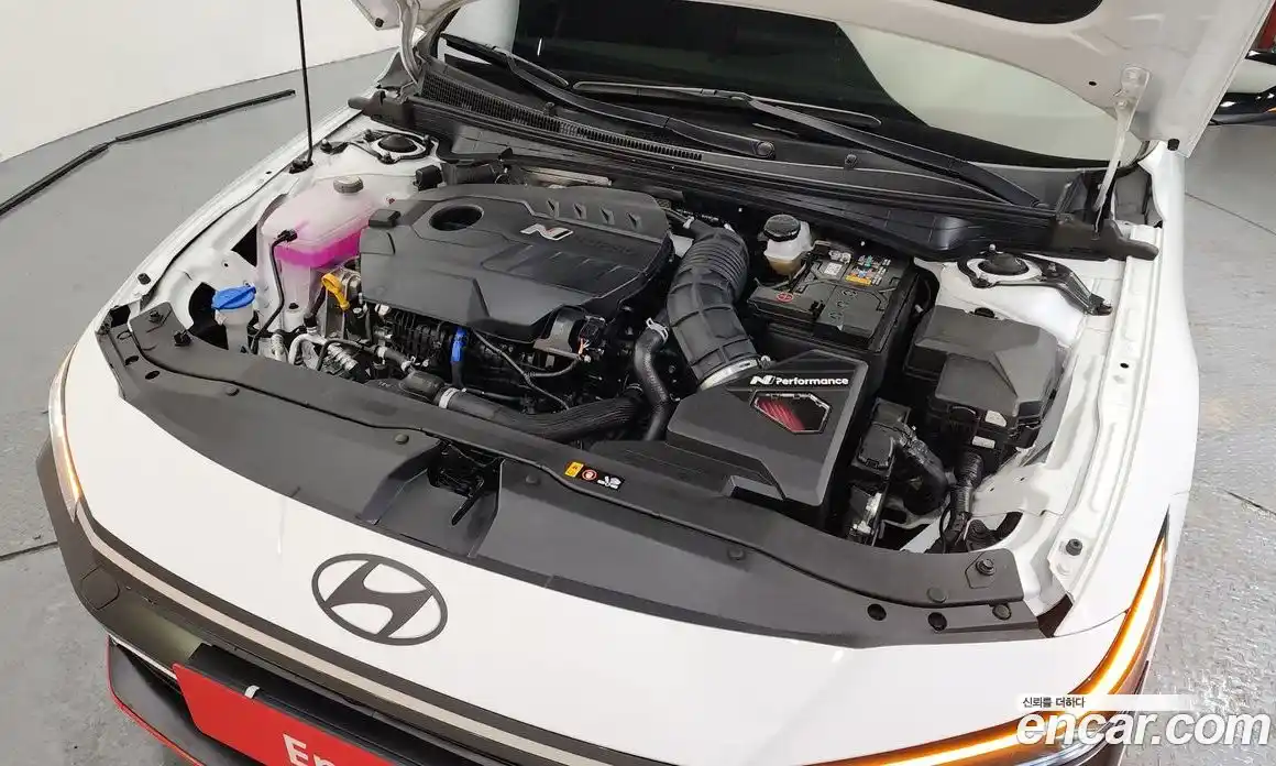 Hyundai Avante 2024 2.0 Автомат в Москве № 48277, фото 17