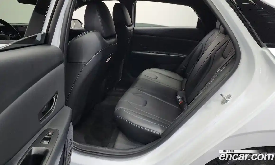 Hyundai Avante 2024 2.0 Автомат в Москве № 48277, фото 7