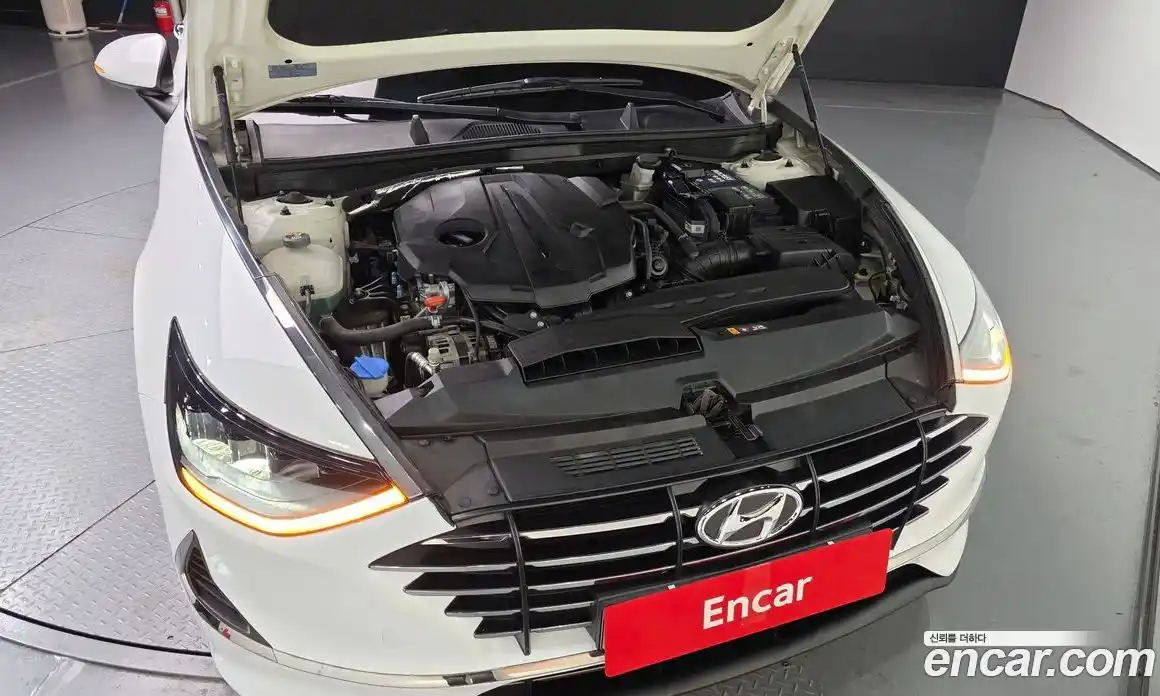 Hyundai Sonata 2021 2.0 Автомат в Москве № 49084, фото 17