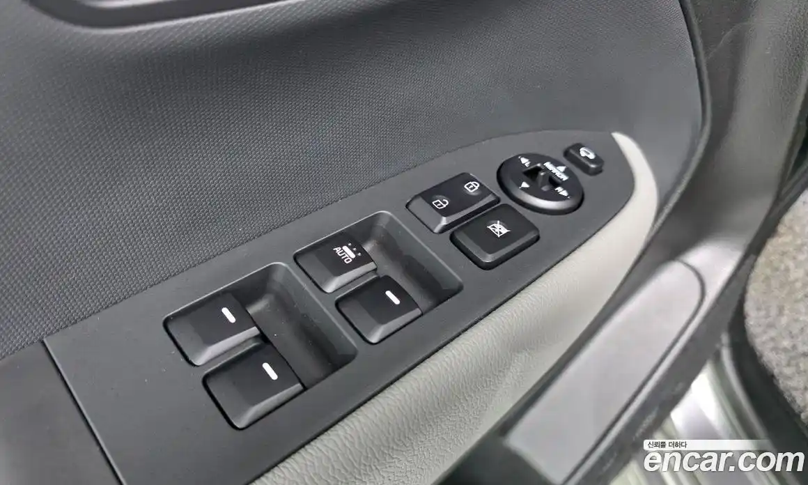 Kia Ray 2022 1.0 Автомат в Москве № 50640, фото 12