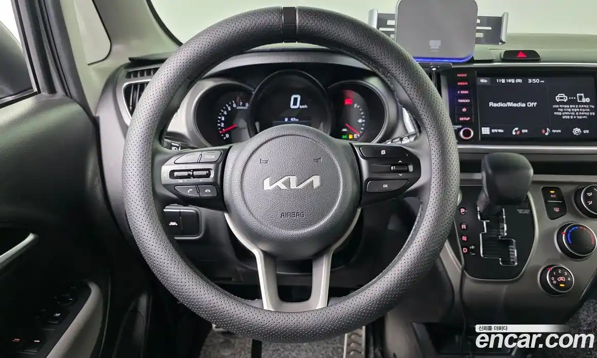 Kia Ray 2022 1.0 Автомат в Москве № 50640, фото 14