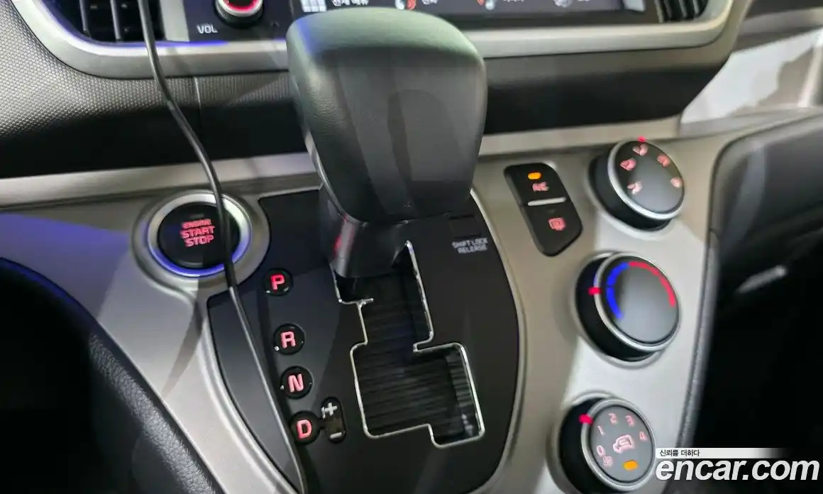 Kia Ray 2022 1.0 Автомат в Москве № 50640, фото 9