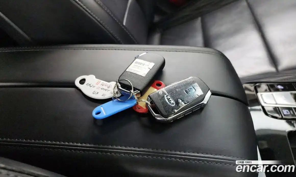 Kia K7 2020 2.5 Автомат в Москве № 53693, фото 12