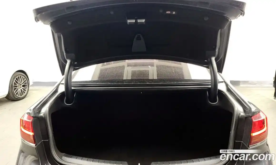 Kia K7 2020 2.5 Автомат в Москве № 53693, фото 5