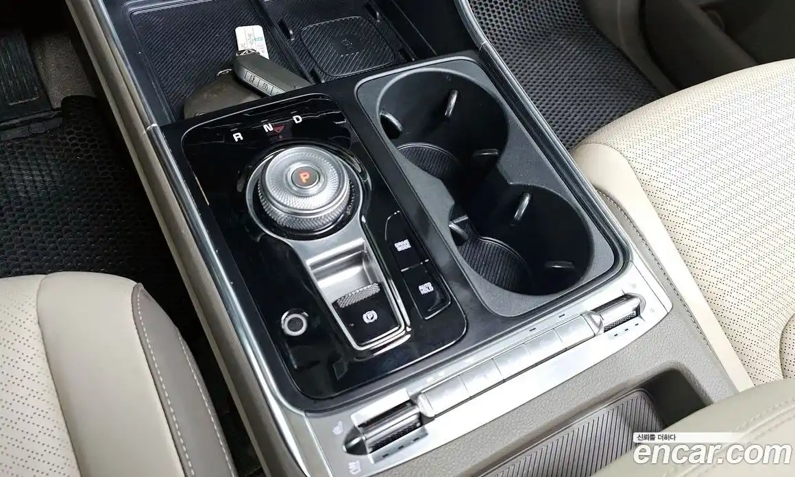 Kia Canival 2024 2.2 Автомат в Москве № 56207, фото 9