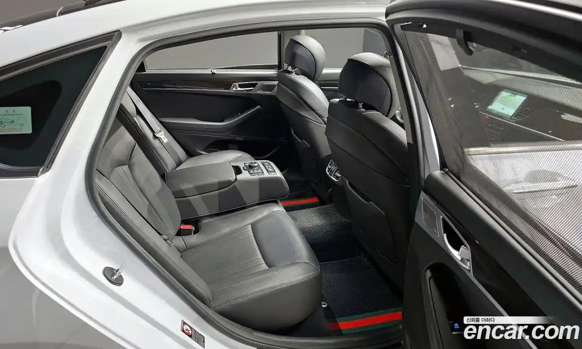 Genesis G80 2018 3.3 Автомат в Москве № 57618, фото 12