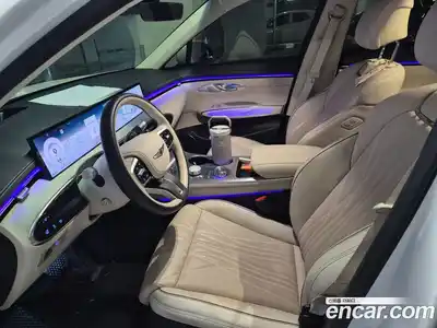 Genesis GV70 2025 2.5 Автомат в Москве № 57878, миниатюра 8