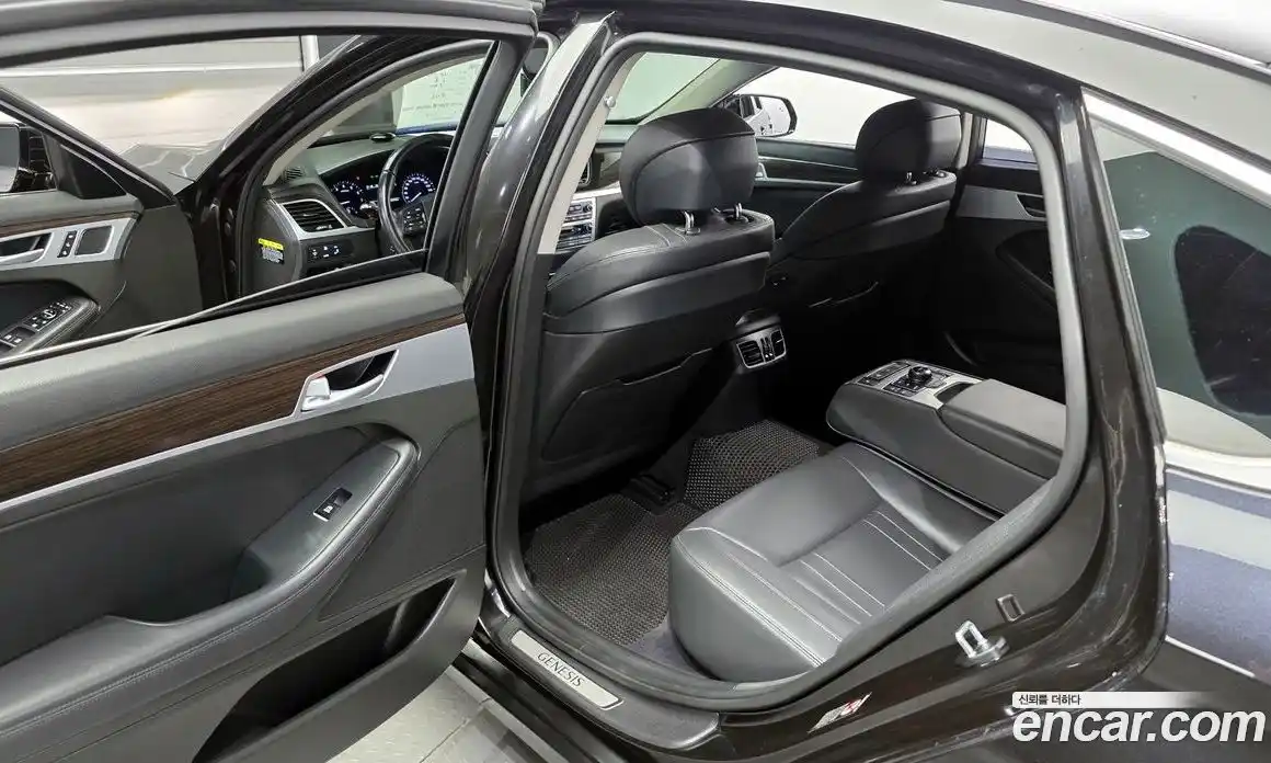 Genesis G80 2018 3.3 Автомат в Москве № 58249, фото 1