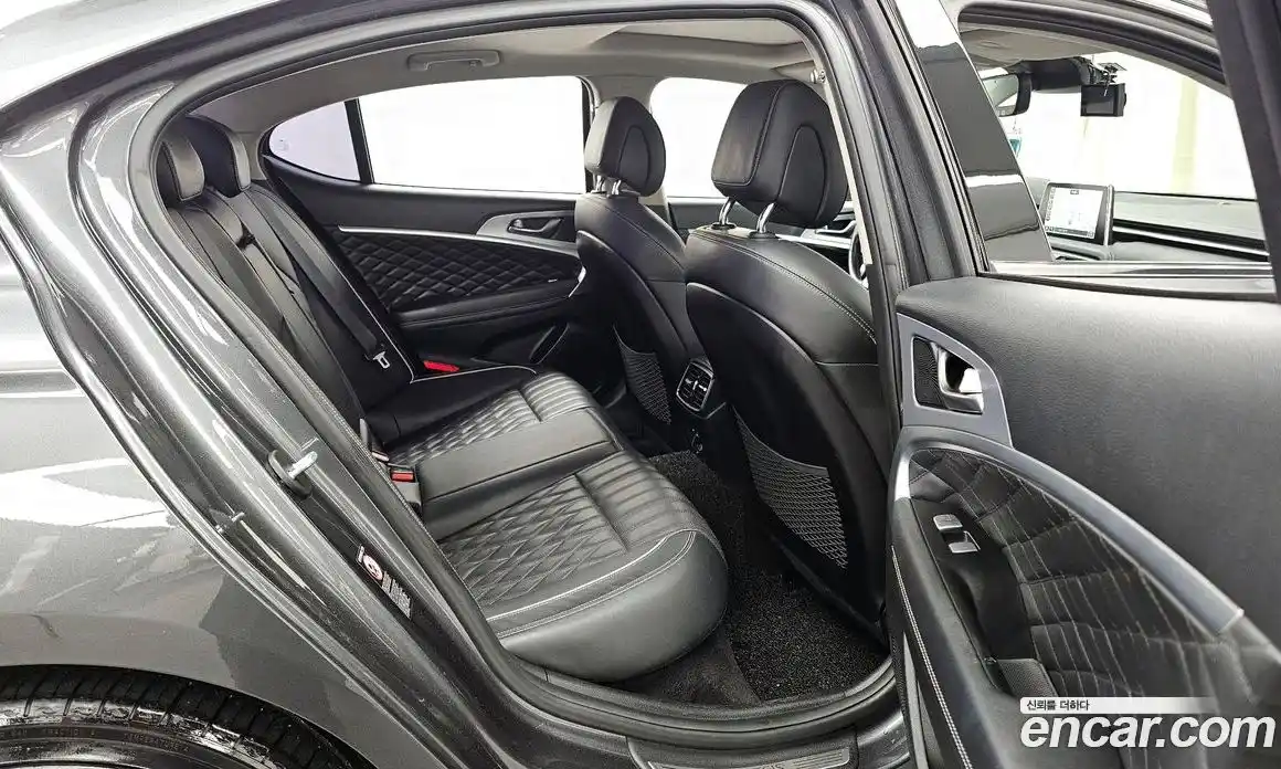 Genesis G70 2020 2.0 Автомат в Москве № 58756, фото 12