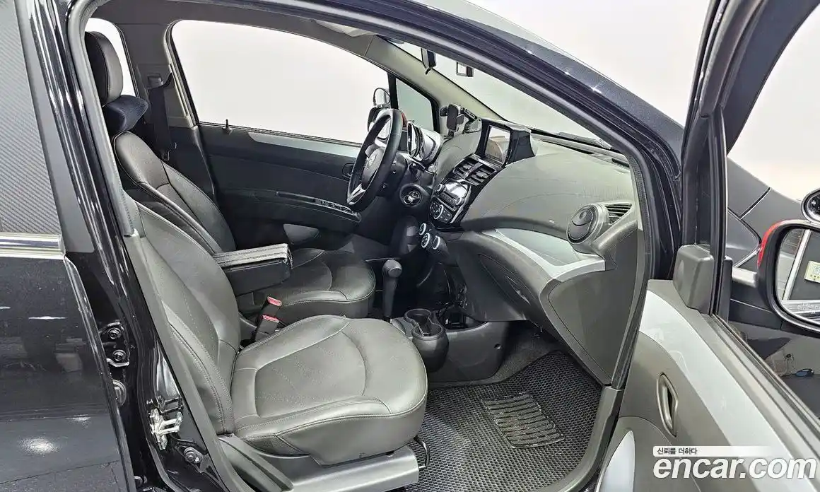 Chevrolet Spark 2014 1.0 Автомат в Москве № 103626, фото 8