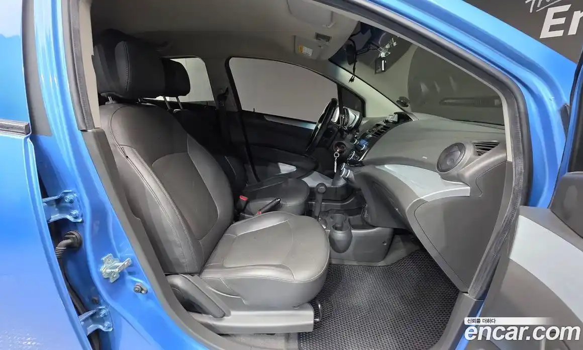 Chevrolet Spark 2014 1.0 Автомат в Москве № 105769, фото 15