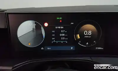 Hyundai Santa Fe 2024 2.5 Автомат в Москве № 108566, миниатюра 8