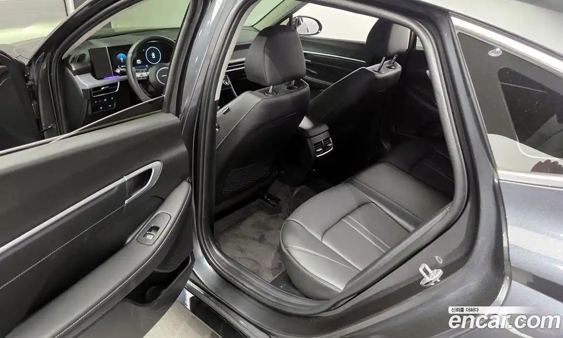 Hyundai Sonata 2025 2.0 Автомат в Москве № 109763, фото 12