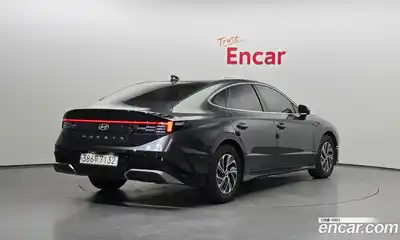 Hyundai Sonata 2025 2.0 Автомат в Москве № 109763, миниатюра 2