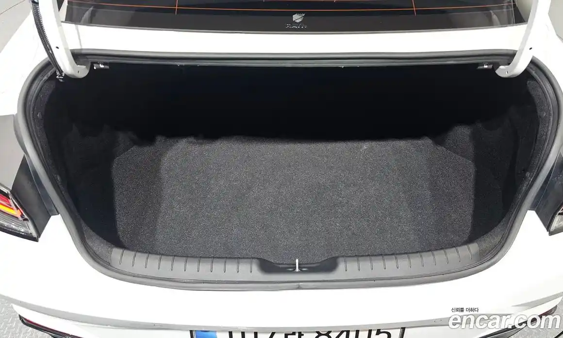 Hyundai Avante 2021 1.6 Автомат в Москве № 109794, фото 19