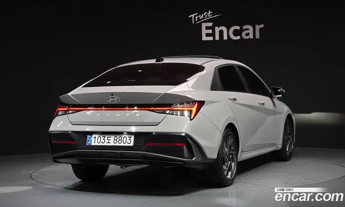 Hyundai Avante 2024 1.6 Автомат в Москве № 109981, фото 12