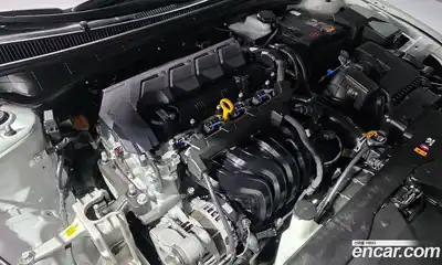 Hyundai Avante 2024 1.6 Автомат в Москве № 109981, миниатюра 8