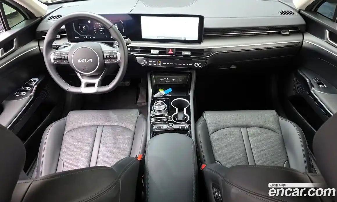 Kia K5 2025 1.6 Автомат в Москве № 115067, фото 3