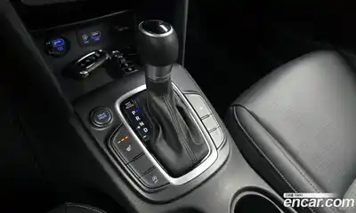 Hyundai Kona 2019 1.6 Автомат в Москве № 118921, миниатюра 4