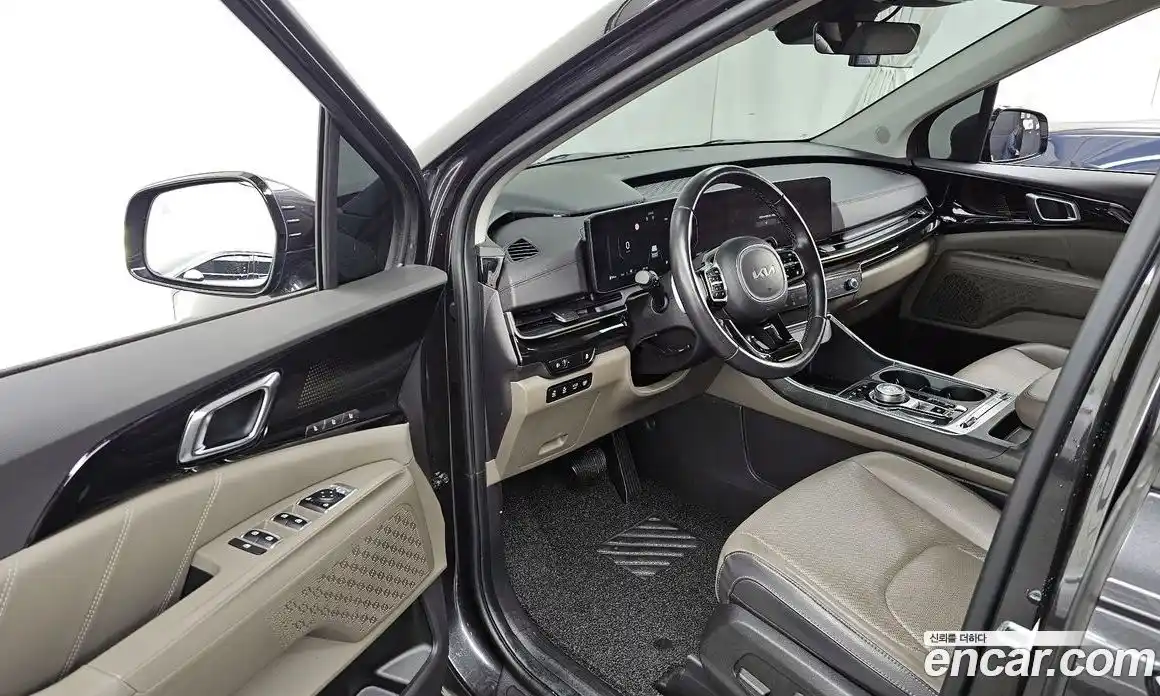 Kia Canival 2024 3.5 Автомат в Москве № 120609, фото 15