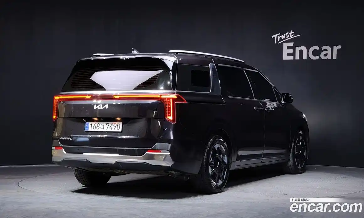 Kia Canival 2024 3.5 Автомат в Москве № 120609, фото 18