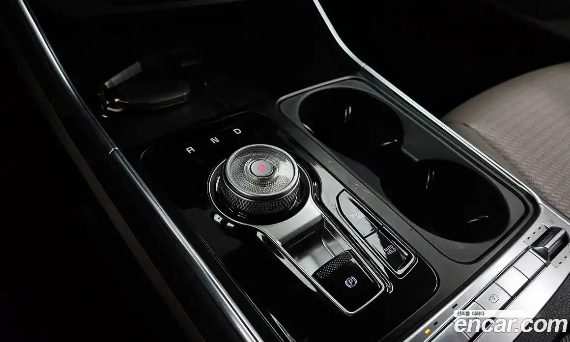 Kia Canival 2024 3.5 Автомат в Москве № 120609, фото 8