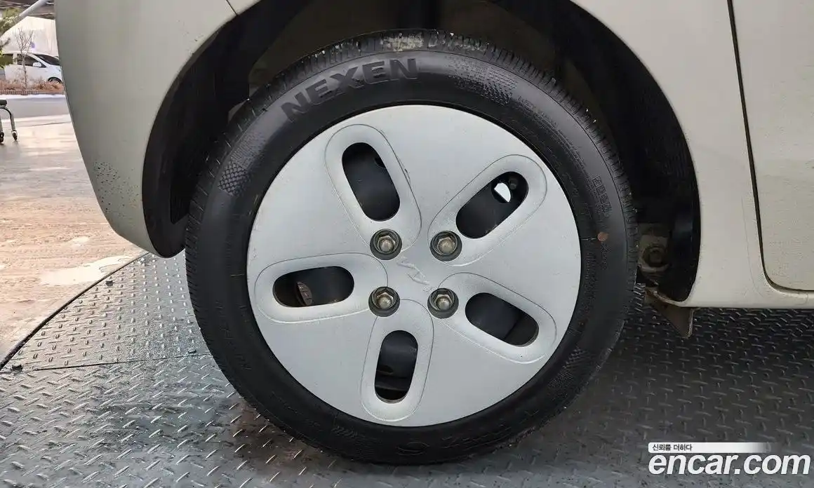 Kia Ray 2024 1.0 Автомат в Москве № 121506, фото 3