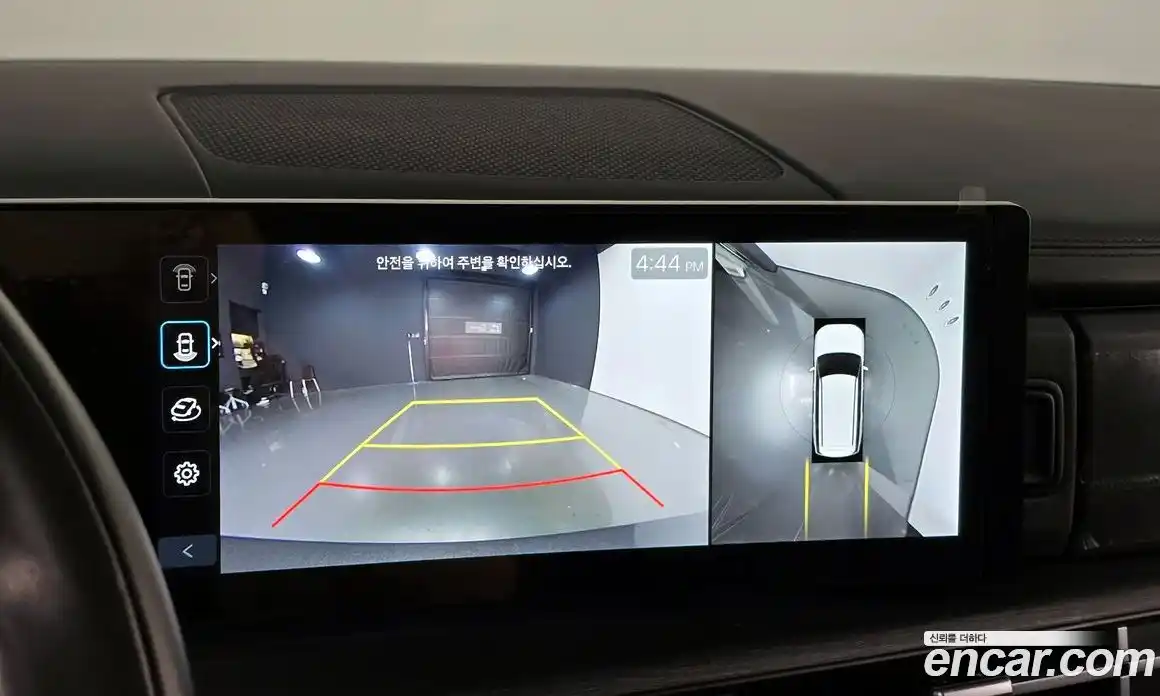 Hyundai Santa Fe 2024 1.6 Автомат в Москве № 123749, фото 15