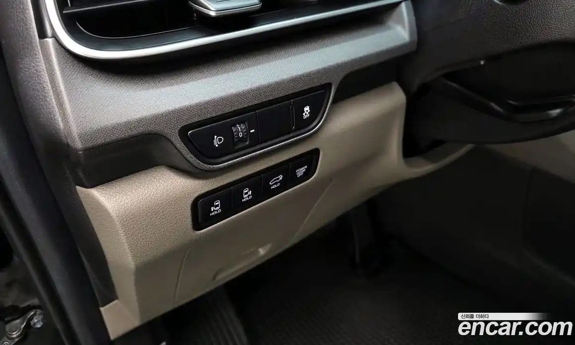 Kia Canival 2024 1.6 Автомат в Москве № 123984, фото 18