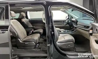 Kia Canival 2024 1.6 Автомат в Москве № 123984, миниатюра 3